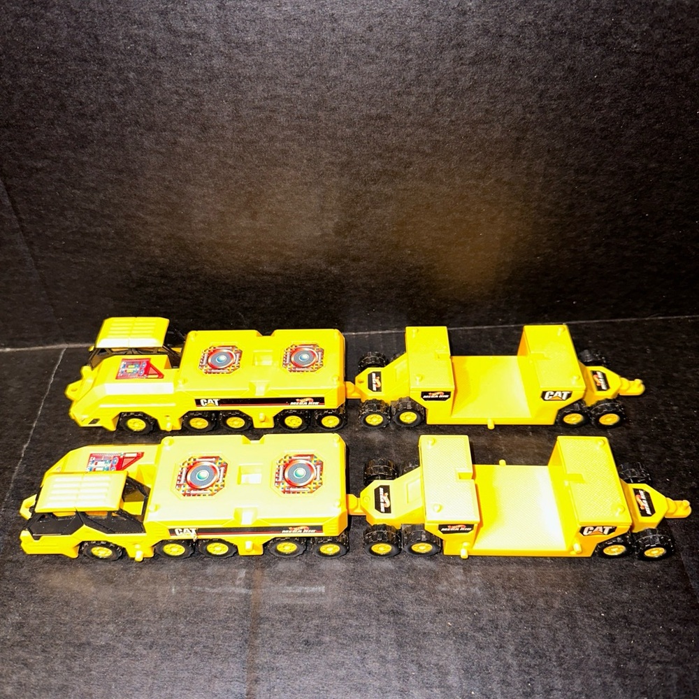 Hot Wheels Mega Rig CAT 1996 Construction Truck Mattel Lot of 4 Vintage